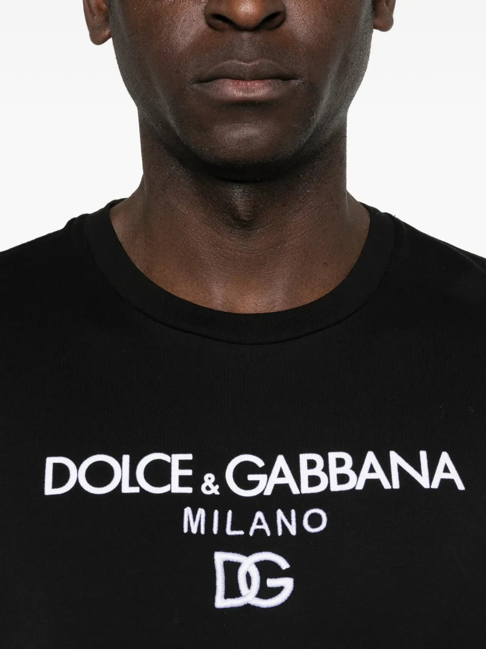 Dolce & Gabbana — Црна маица Milano — детален приказ